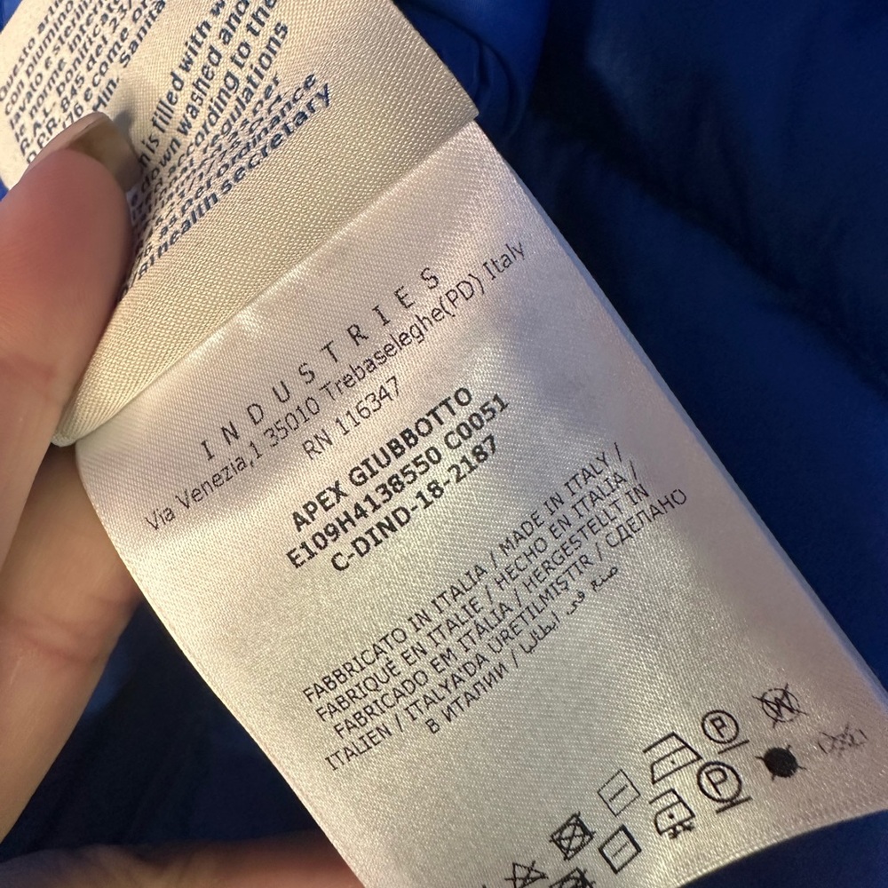 Moncler Craig Green Down-Filled Jacket – Limited Edition Genius Collection! 🔥💙 - Picture 5 of 10